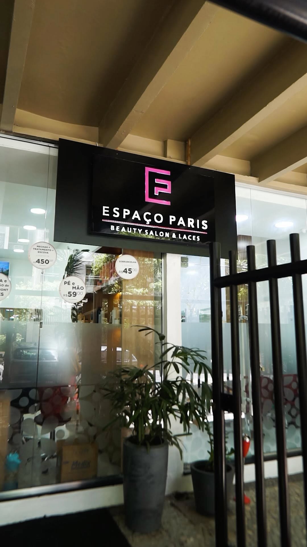 Feliz 7 anos para o meu maior sonho,minha conquista,meu orgulho!
Feliz 7 anos @espacoparisbeauty 💜
🎂🥂🎈🎊