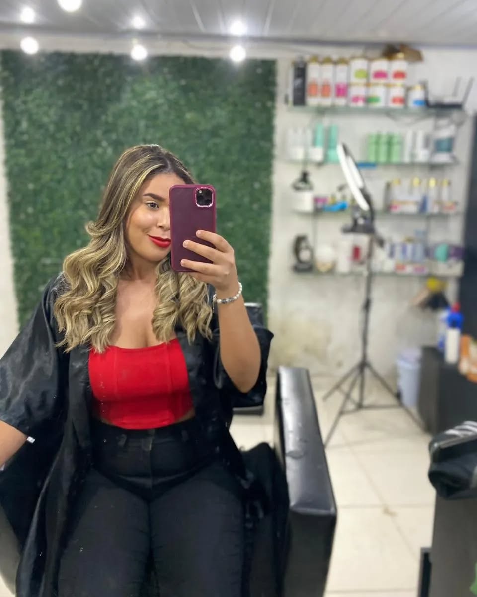 Amando o meu loirão @renata_oliveira1221 agende já o seu horário ✨😍
