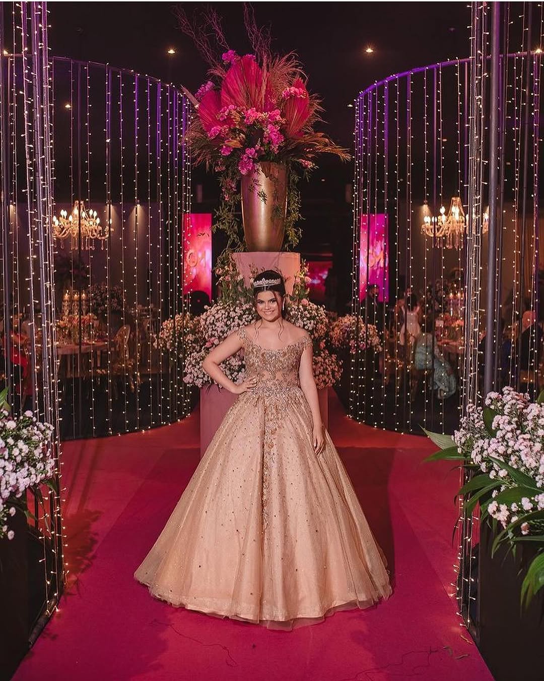 Entrada de festa #vestidosdefesta #15anos #15anosfesta
