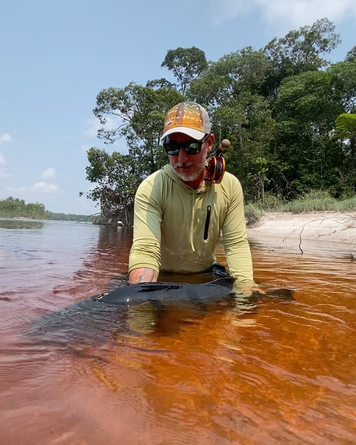 Jungle Fly Fishing. That’s our home waters. Take a walk on the wild side! 

#jungleflyfishing #peacockbass #peacockbassonfly #tucunare #tucunareaçu #riomarie #flyfishing #catchnrelease #sightfishing #amazonia #wildtravelers #sportfishing #matrincha #bicuda 
#tsimane #dorado #doradoonfly #goldendorado #dourado #pacu #payara