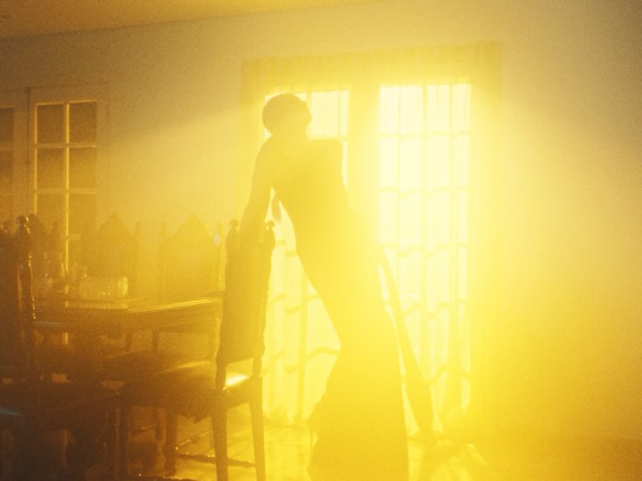 assum preto e toda beleza ‒interpretados por @ivanawonder ‒ e o teaser de apresentação dos seres azuis que eu e @rubelrubelrubel criamos há dois anos atrás e ainda seguem muito vivos em mim

@anaarietti @edvaldoraw @koichisonoda @br.usquetta @analicediniz @souzadave @nayarazolli @corapoststudio ⭐️