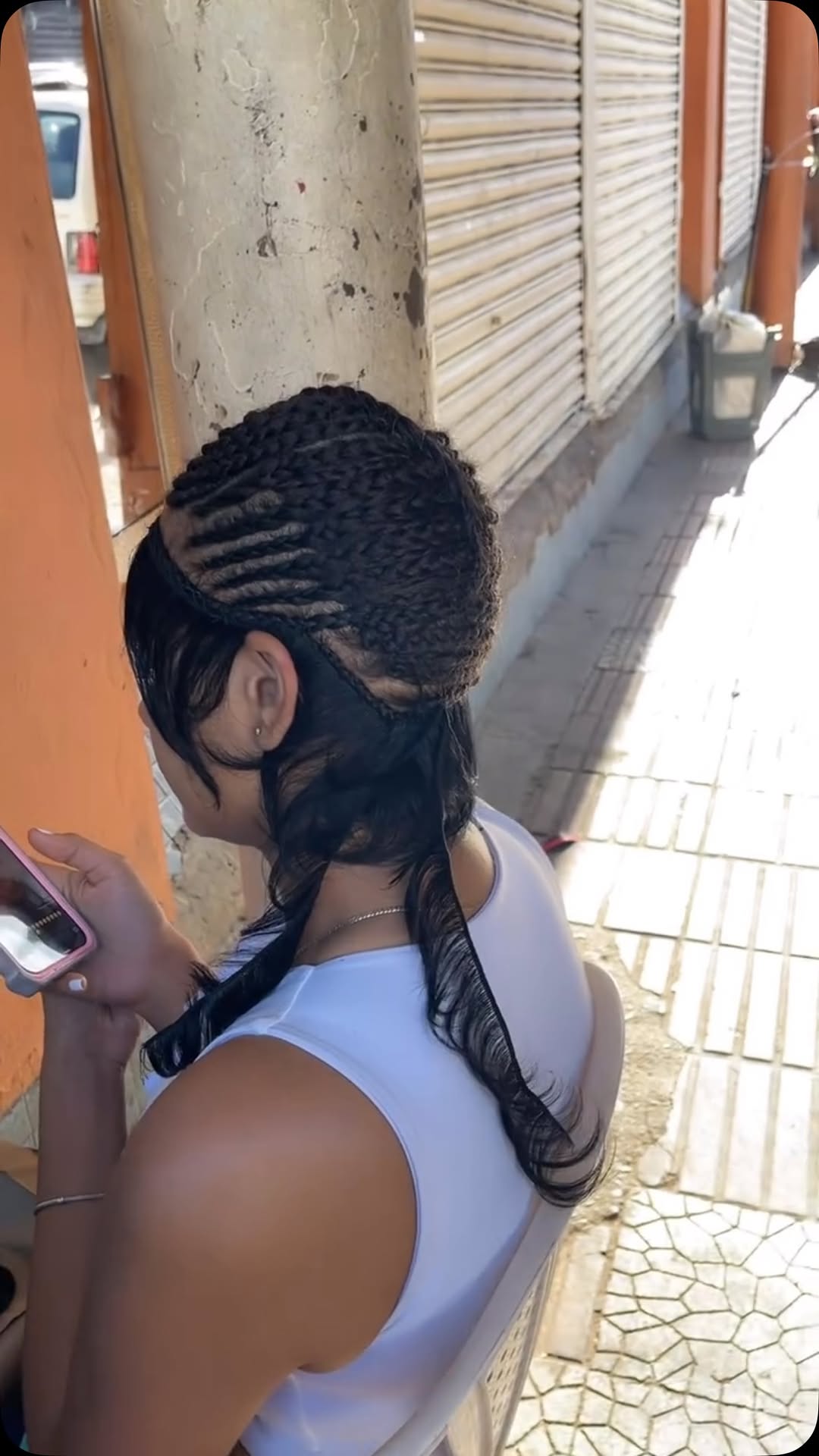 Se liga nessa Técnica de Entrelace, o que acharam do resultado? 😳😳

Créditos: @center_braids_veronica