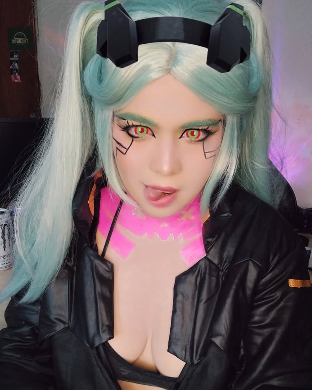 Iai gostaram ?? 🥺🫣 
#rebecca #rebeccacyberpunk #cyberpunk #makeup #makeuptutorial #cosplay #cosplaygirl #cosplayersofinstagram #gamer4life #ps5 #ps5br #gamerlife #animelover #netflix