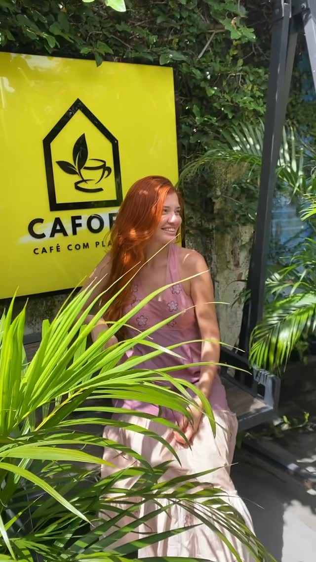 ☕🌿 Descobri um cantinho que é puro aconchego: o Cafofo!
Café quentinho, plantas por todos os lados e aquele clima que faz a gente querer ficar por horas.
Se você ama lugares com alma, esse é o seu lugar. ✨

#Cafofo #CaféComCharme #CafeteriaAconchegante #DicaBoa #caféecalma
