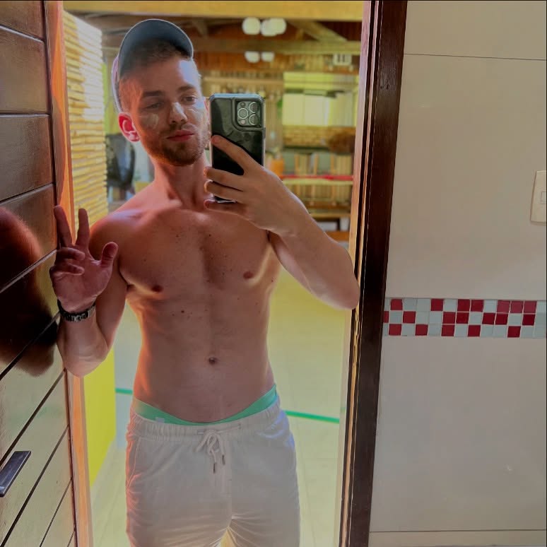 Gordo e afim de um bronze ☀️