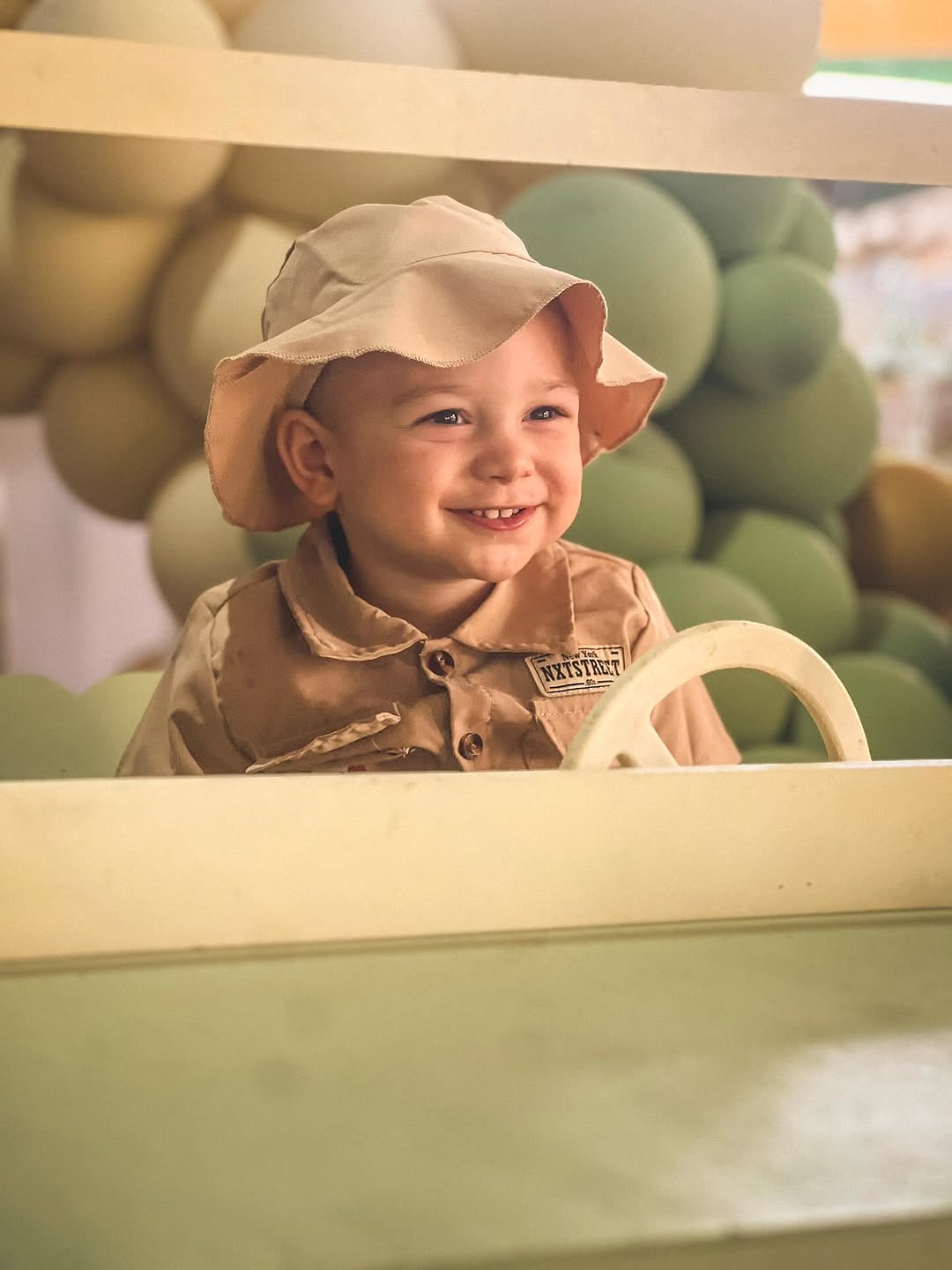 Gael comemorando seus 2 aninhos com muita alegria e aventuras! ✨💚
.
.
#aniversário #2aninhos #safari #maedemenino