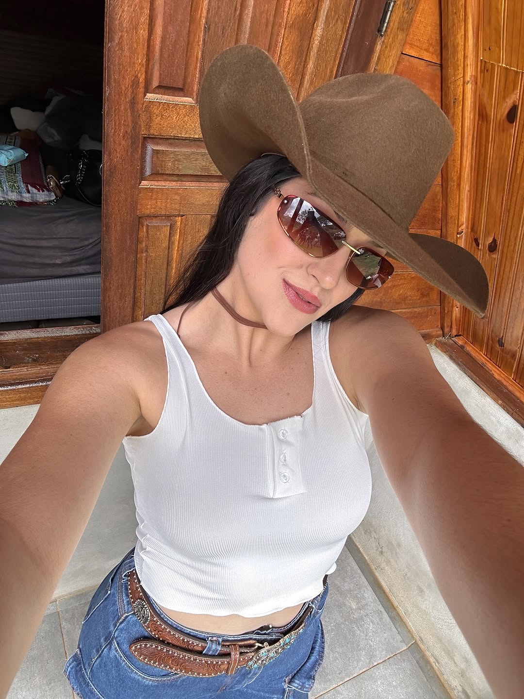 Na Skin🤎

•
•
•
•
•
#cowboy #horse #cowgirl #westernfashion #westernstyle #rodeo #cavalos #agro #country #fashion #fazenda #horse #horses #westernwear #fazenda #horses #vaquejada #agro #cowgirlstyle #quartodemilha #caballos #morena #equestrian #rodeio #agronomia #westernlifestyle #cavalo #cavalgada #rodeofashion #caballo