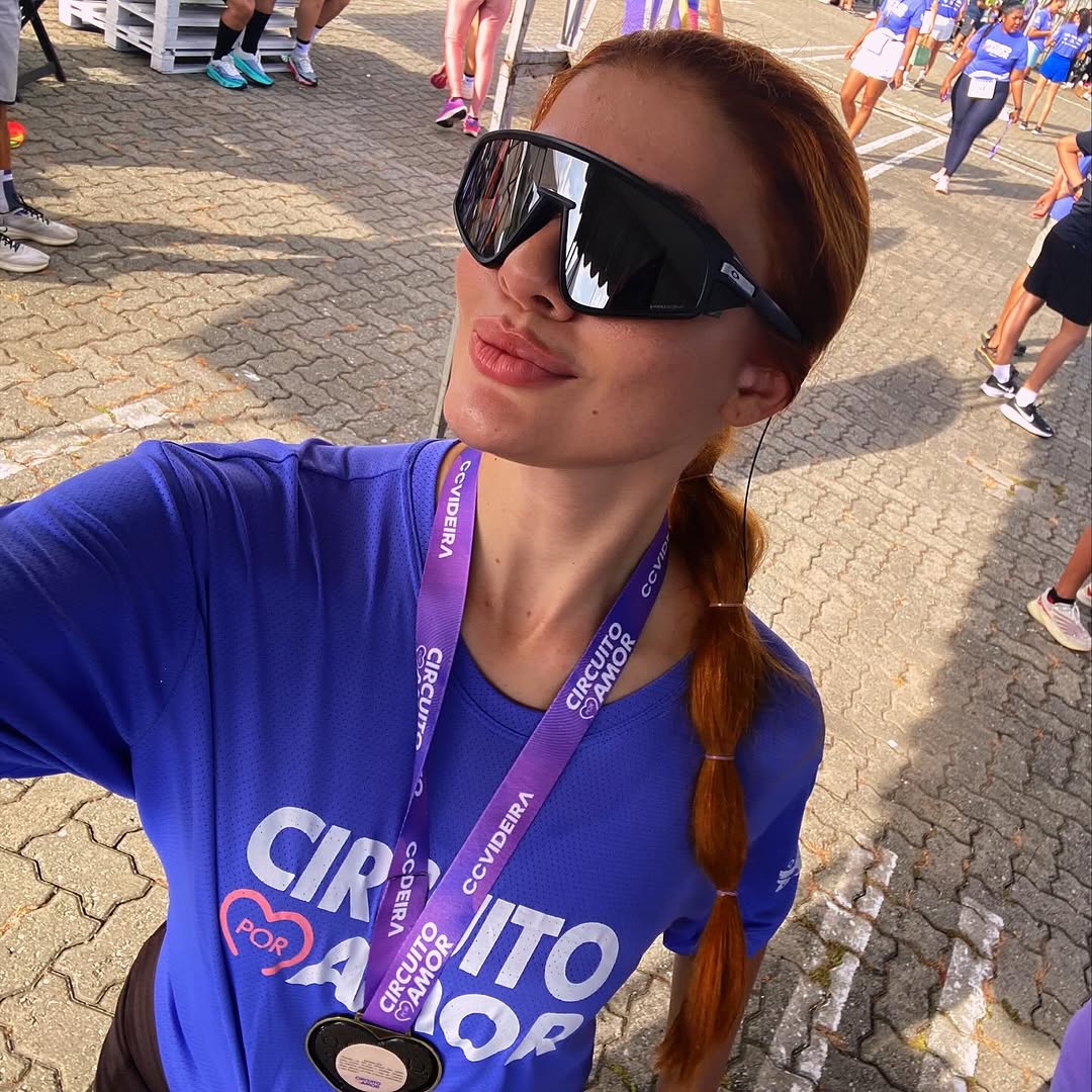 Circuito por Amor 2025 💙🏃‍♂️
Hoje a gente correu por amor, e voltou com o coração transbordando! 

Teve suor, amigos, oração, louvor, risada solta e aquela energia boa que só a CCVideira sabe espalhar. ✨

Se a vida é uma corrida, q a gente continue firme por amor… msm quando a subida aperta e o pace não ajuda. 😅

Gratidão por esse dia gigante!! 🔥🔥
E que a picada pra virar corredor das 4h da manhã lhe visite. 😅🏃‍♀️
