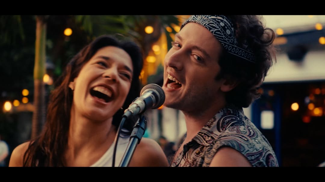 Frames e trechos do clipe que estreou essa semana em homenagem aos 40 anos de “Exagerado” do @cazuza.oficial |
Obrigado @guilhermbrehm e @gblab.co pelo convite pra co-dirigir essa obra tão importante pra cultura nacional.

Direção e Roteiro: @guilhermbrehm
Assistente de Direção: @marinalimsl
Co-Direção: @tuchu______ 
Produção:
@maricampitelli
Assistente de Produção: Luiza Monte
Direção de Fotografia: @__cchaves 
Gaffer: @robertowally
Arte: Equipe Addedo
Figurinista: @monteirocamila
Assistente de
