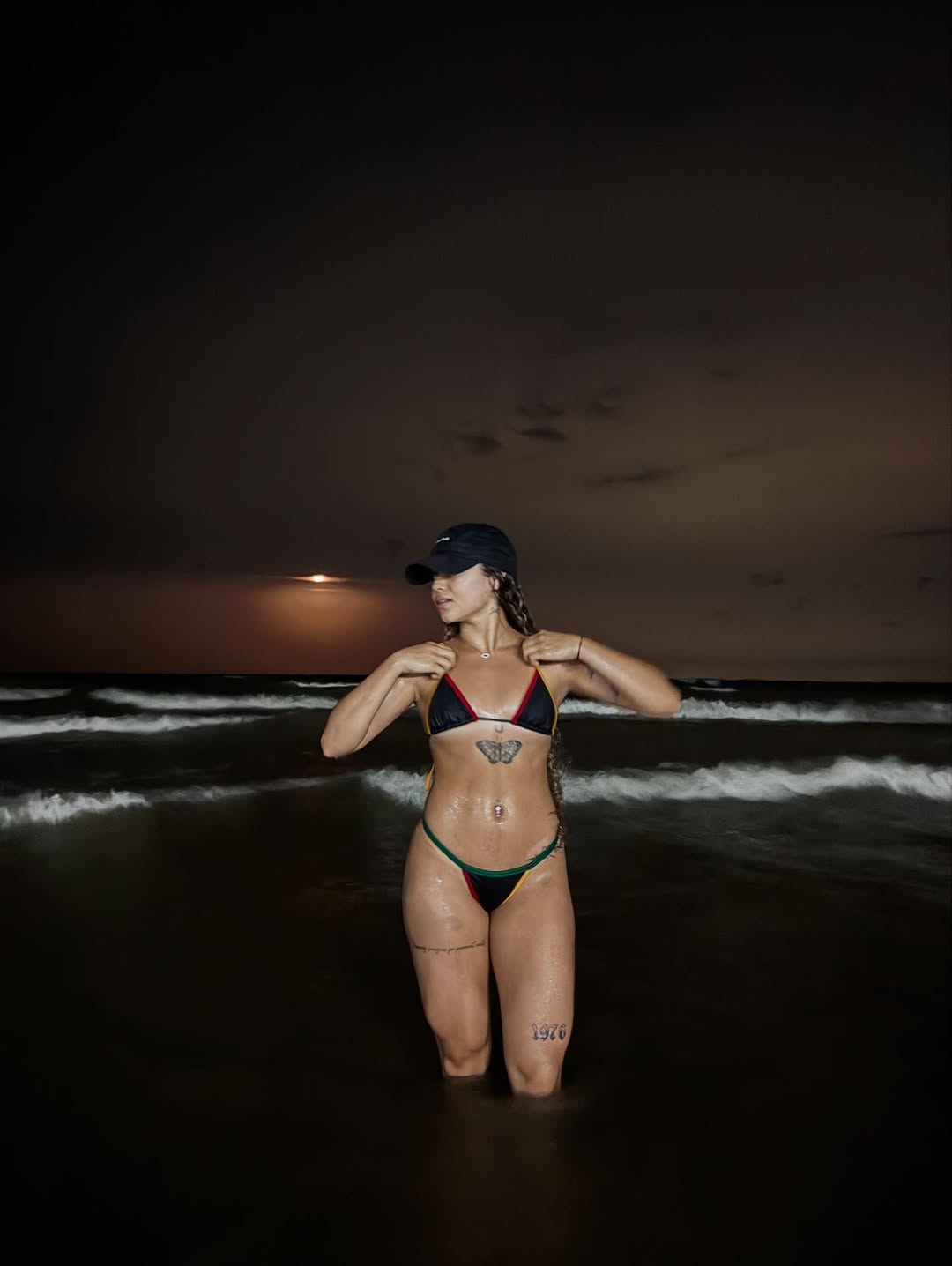 praia á noite…✨
.
.
.
.
.
.
#explore #explorar #praia