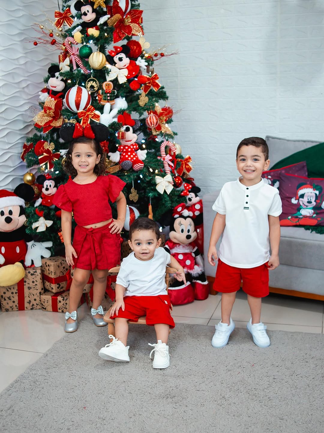 E depois de anos, assim volto a postar… Feliz Natal dos amores da minha vida!!!🤍🎅🏻
