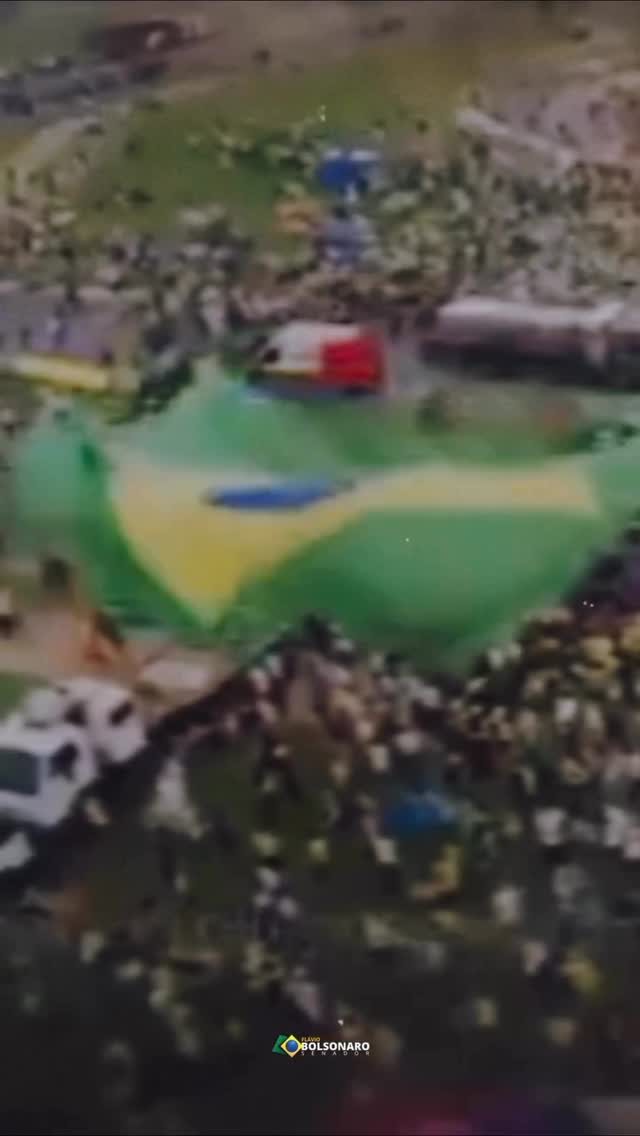 “A liberdade jamais é dada pelo opressor, ela tem que ser conquistada pelo oprimido”. Martin Luther King

Muitos confundem liberdade com privilégios e aceitam esmolas no lugar de direitos, trocando o futuro por distrações baratas! Somos um povo rico em recursos, não sejamos pobre em coragem!

Se esquecermos que a independência é uma conquista diária, perderemos não apenas o passado, mas também o futuro! 

A liberdade nunca é dada. É conquistada — e se não a defendermos todos os dias, cedo ou tar
