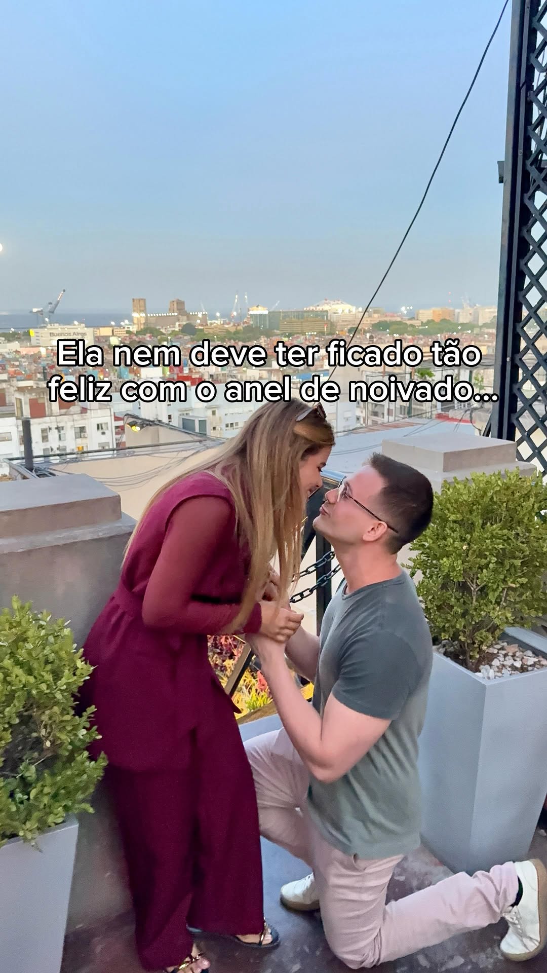 Acho que não fiquei pouco feliz, sabe?!🥹❤️
#noivado #aliança #romantic
