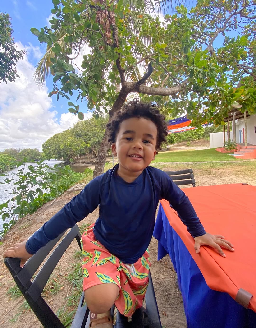 Zayon - 3 aninhos ❤️
O tempo passa extremamente rápido, lá se vão 3 anos vivendo a vida com esse serzinho que veio com a missão de mudar completamente a minha vida para melhor… A mamãe é eternamente grata a Deus pelo dom de poder ter te dado a vida, você era a luz que faltava para clarear a vida da sua mãe e dar um propósito certo, uma determinação de ser cada vez melhor por você e para você, o seu amor genuíno é algo tão lindo de se ver, ver a forma que vc enxerga as coisas me faz ver o mundo p