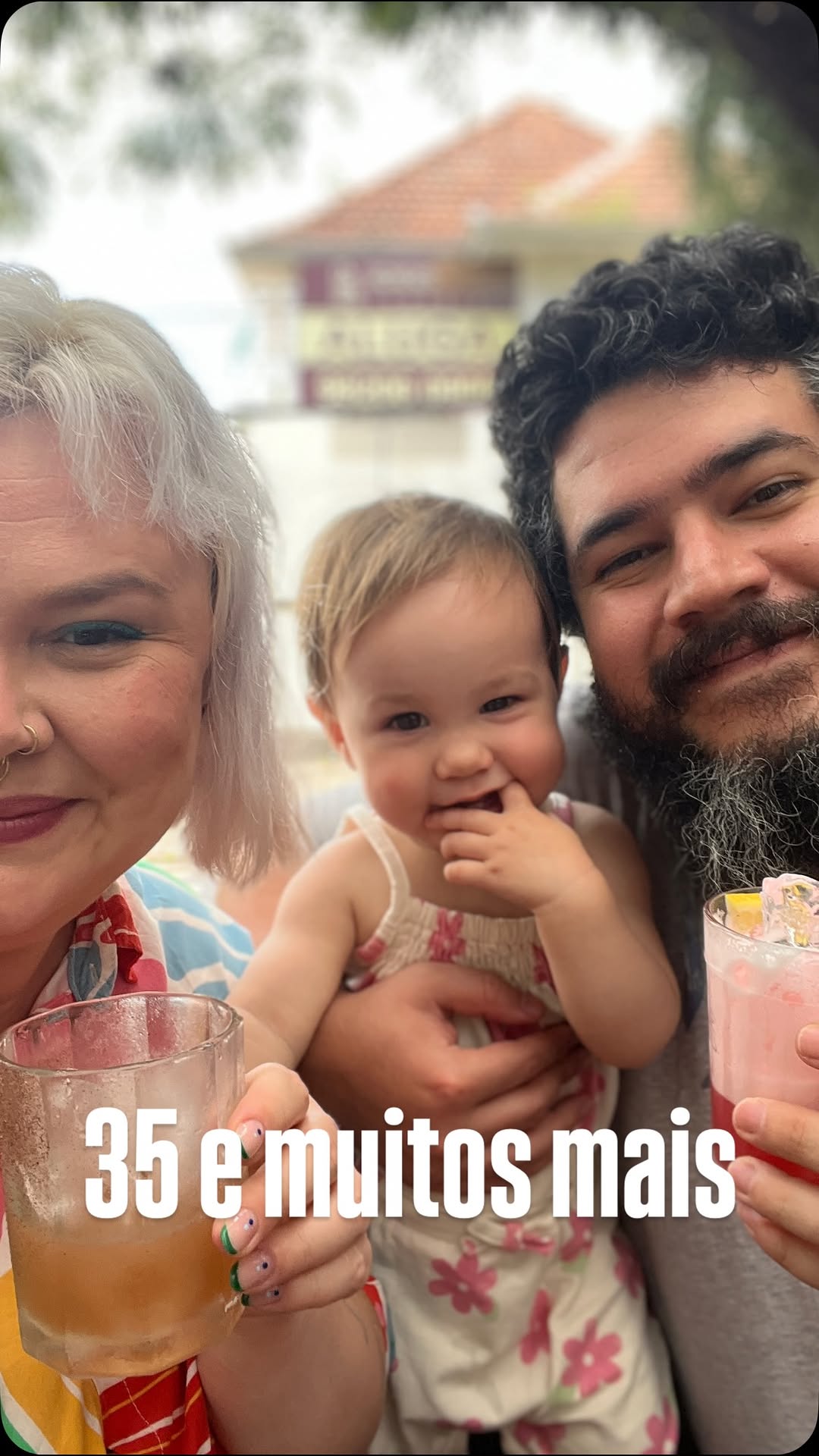 Eu já era super apaixonada, mas agora somos duas que te amam muito muito muito! 
Parabéns, meu amor! Top 3!