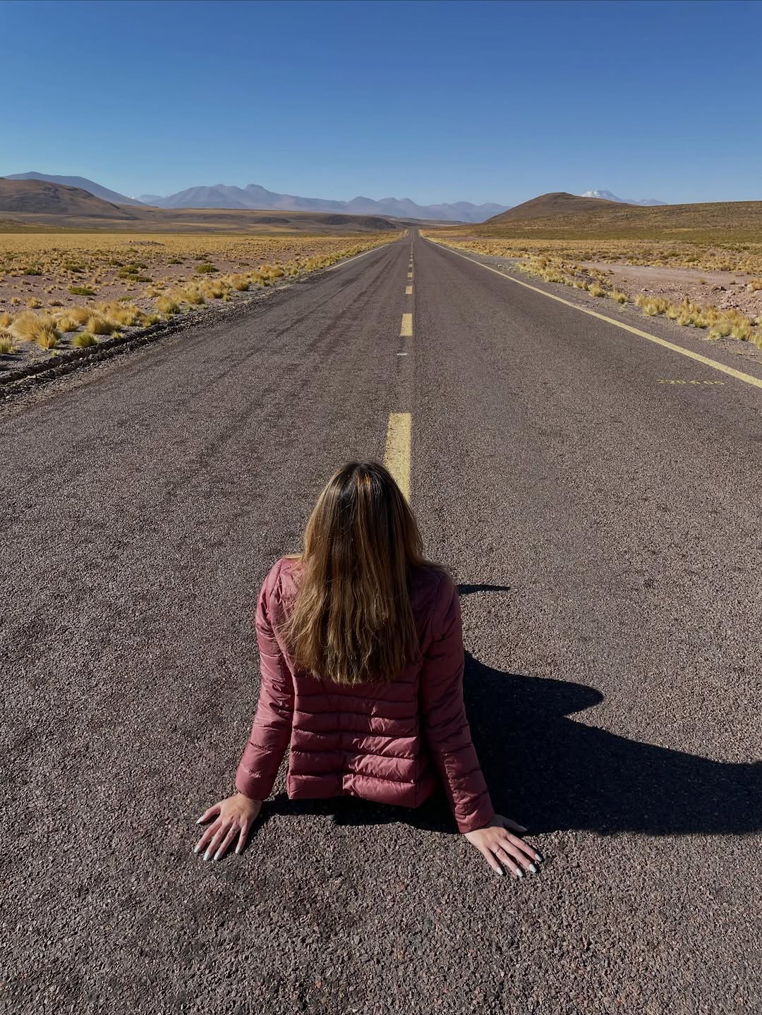 Vocês já se pegaram perguntando e se ?
e se eu não tivesse ido naquele local, se tivesse aceitado aquele convite, aquele emprego, se tivesse faltado naquela viagem...eu as vezes me pego refletindo sobre. Essa reflexão deve ser comum entre todos, já que existe uma quantidade enorme de livros, series e filmes sobre isso - inclusive a serie Se eu soubesse no Netflix , que eu adoro e indico demais!

Esses dias me peguei pensando em uma oportunidade de trabalho que neguei, antes de entrar no meu empr