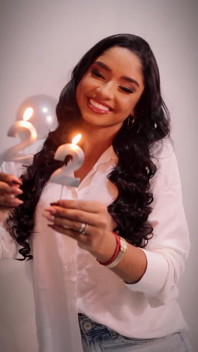 Hoje celebro mais um ano de vida com o coração cheio de gratidão🙏🏻💖
Agradeço a Deus por cada aprendizado, cada conquista e por tudo o que Ele já fez e ainda fará na minha vida. Que venham mais bênçãos, saúde e motivos para sorrir. 🙏💖

📸: @adrianamral ❤️❤️