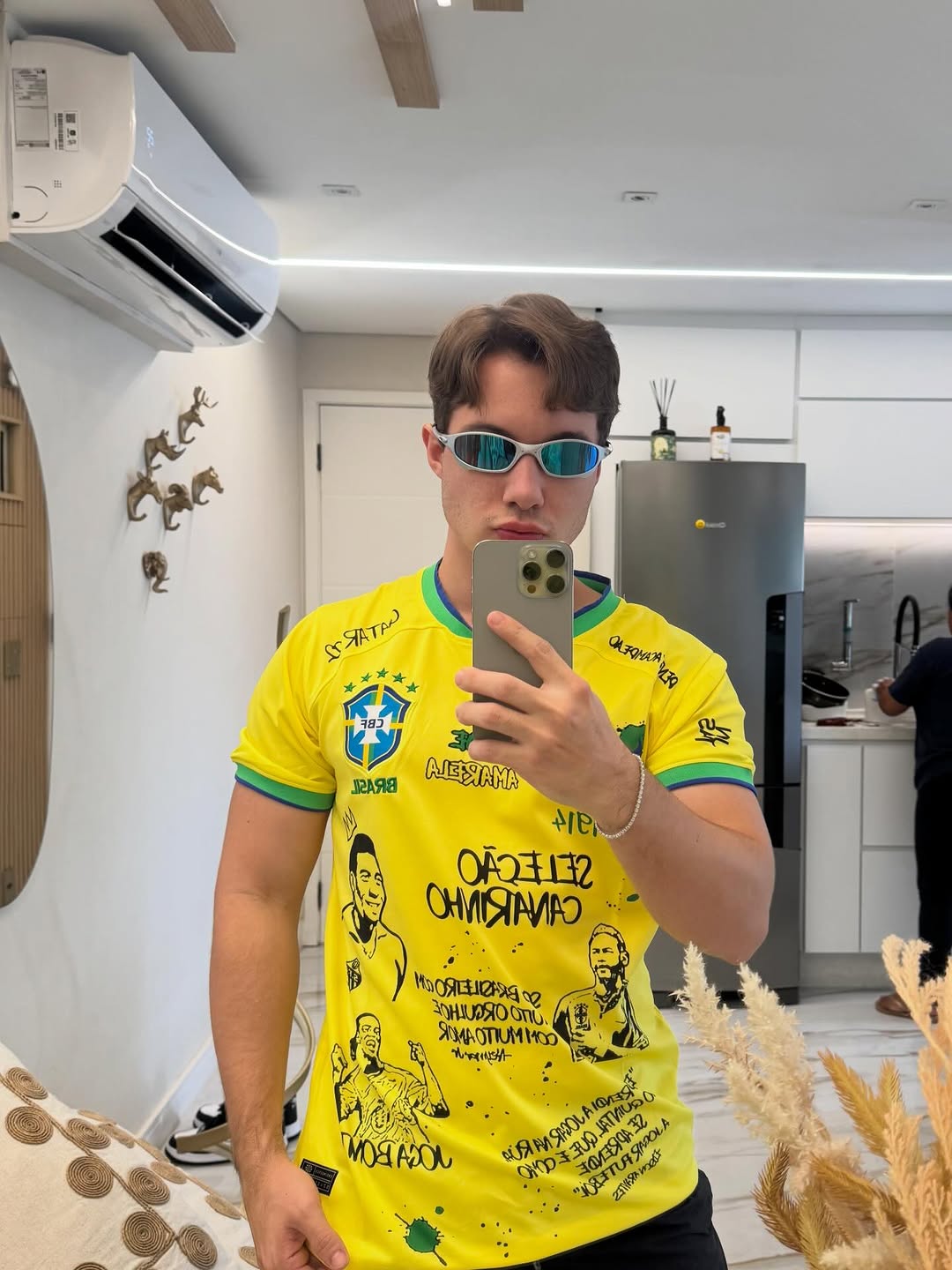Que a alegria desses dias dure o ano inteiro. 
.
.
.
.
.
.
.
.
.
.
.
.
.
.
#pedrosampaio #carnaval2026 #saopaulo