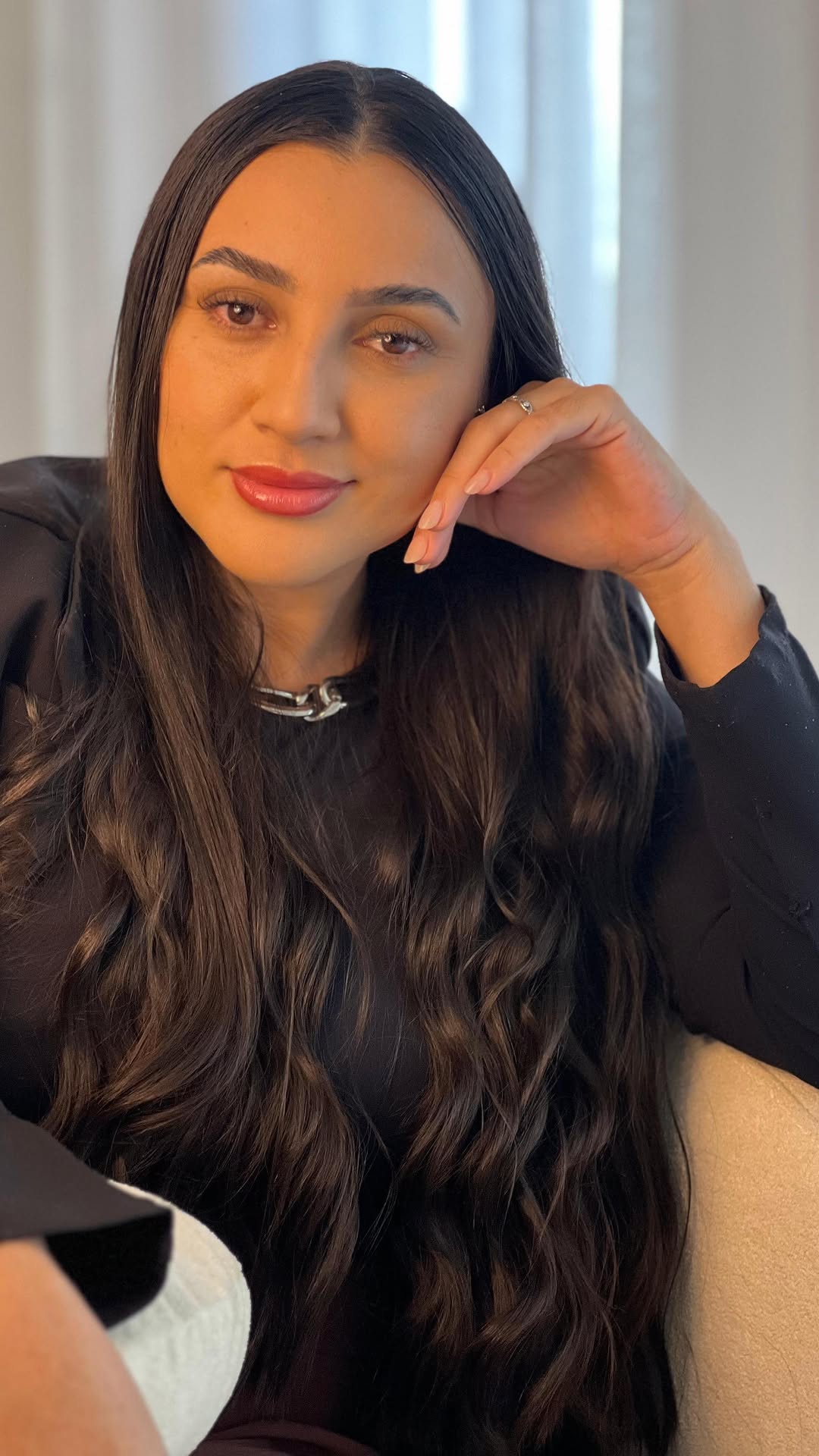 Quanto tempo eu não apareço por aqui, não é mesmo? ❤️

Estava morrendo de saudades de conversar com vocês sobre procedimentos e dessa vez gostaria de falar sobre remoção à laser.

Aqui na clínica removemos micropigmentações antigas e após um tempo também podemos renovar as sobrancelhas com naturalidade e sofisticação.

É o poder em forma de estética. O olhar que transmite sua essência, sem precisar falar alto ou gritar.

Você tem micropigmentação antiga e tem interesse em se libertar desse fator