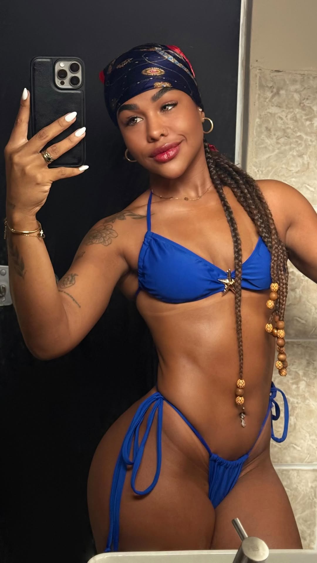 As vezes bate uma saudade de uns momentos vividos né?💙

#explorar