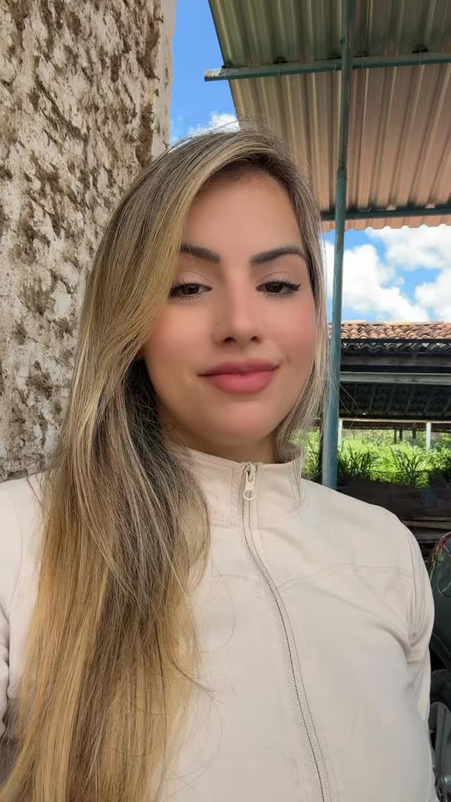 Tem gente esperando sorte…
e tem gente trabalhando até ela aparecer..