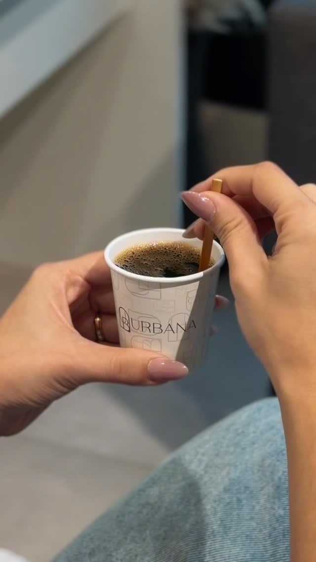 Deixa ela no #momentourbana dela ✨

Tratamento + cortezinho de franja pra dar uma bossa nesse hair