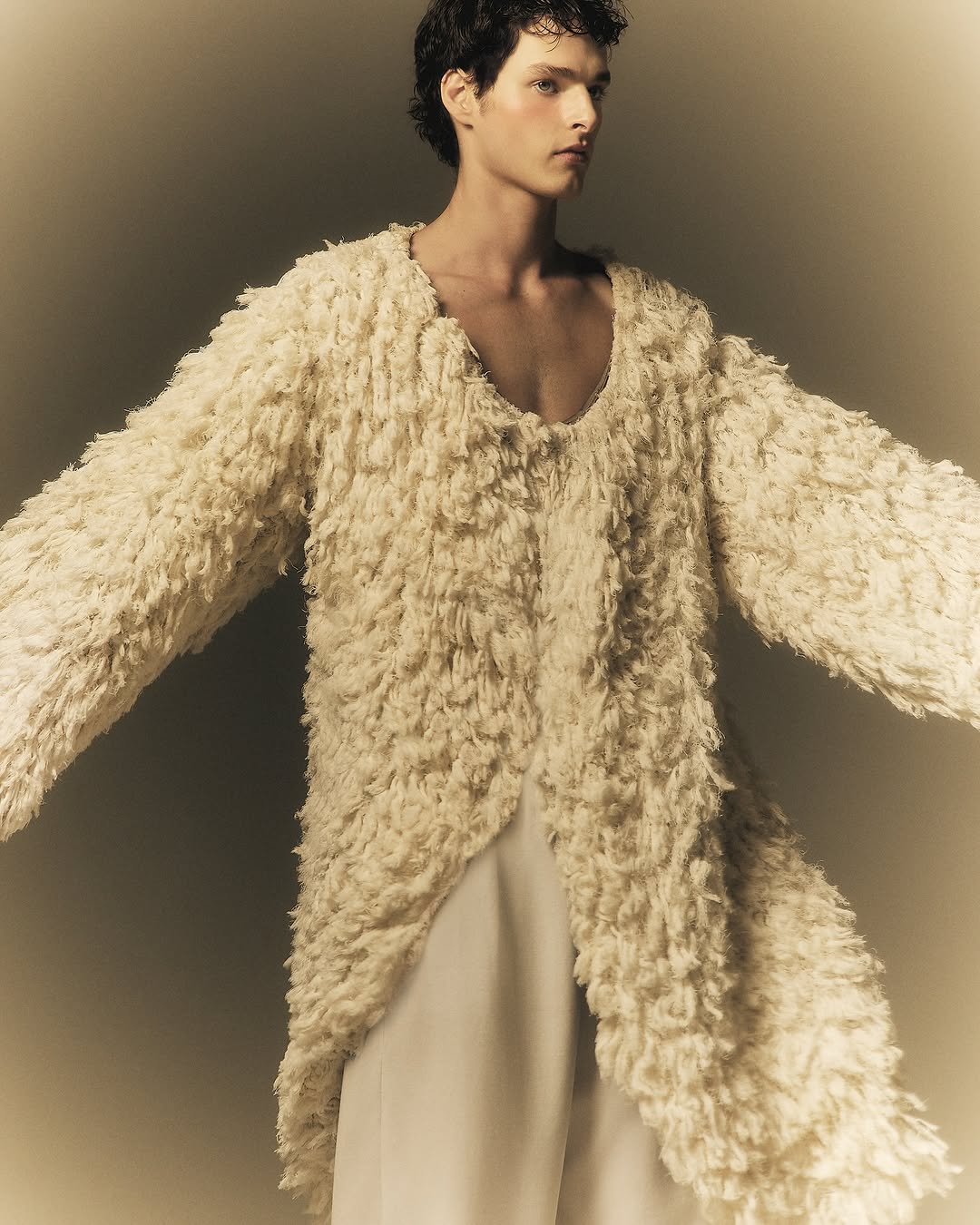 Der letzte Engel
@_justin_lb @fernandagodoy.makeup @camilla_sales @virtualvito @amazingmodel
