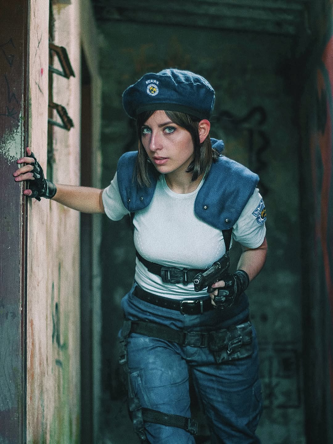 Surviving the nightmare.

30 anos da minha franquia e personagem favorita, o jogo que é o maior presente de todos os Biohazarders e amantes de jogos de terror 🤍✨

RE1 sempre será SUPREMO.

#JillValentine #ResidentEvil #RE1 #Capcom #Biohazard