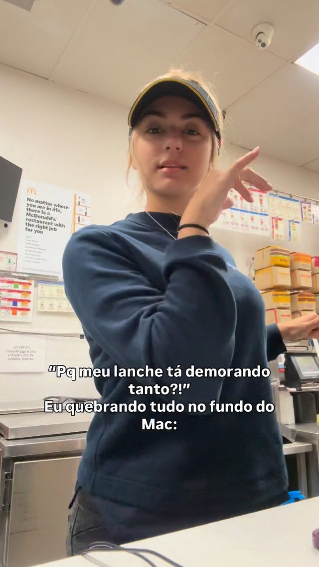 Vida de clt não tá fácil😭🤣

#macdonalds #dançinha #hair #trabalho #comedia