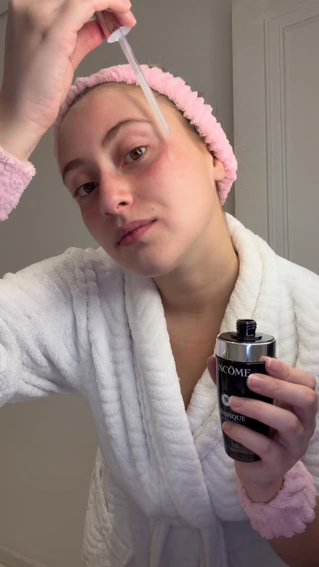 Podemos ver que Luquinhas não entende tanto de skincare, mas não tem problema, a dupla de Génifique se encarrega disso!🖤

@lancomeofficial 
#Lancome #LancomeMakeup #GenifiqueUltimate *publicidade