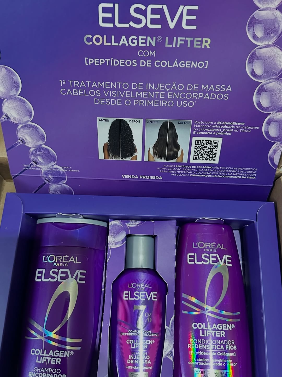 Hey amores!! Estou completamente apaixonada no novo elseve collagen lifter, essa linha que ganhou meu coração é formulada com foco em fortalecer, nutrir e reconstruir os fios enfraquecidos e danificados. 

Enriquecido com peptídeos de colágeno, envolve os fios, injeta volume e reconstrói massa para cabelos visivelmente encorpados desde o 1º uso. Este kit age de forma integrada para recuperar a vitalidade da fibra desde a lavagem até o tratamento intensivo.

Arraste para o lado ➡️ e veja só como 