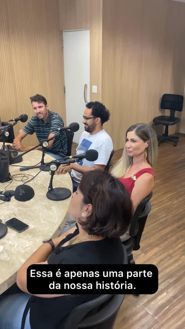 Quem vê hoje nem imagina tudo que já passamos pra chegar até aqui…
Sábado foi dia de contar um pouco da nossa história na Jovem Pan de Piracicaba 🎙️✨
A Camila Maciell Cosméticos é feita de sonhos, coragem e muito amor — e claro, produtos incríveis e sem testes em animais ❤️
E isso é só o começo…