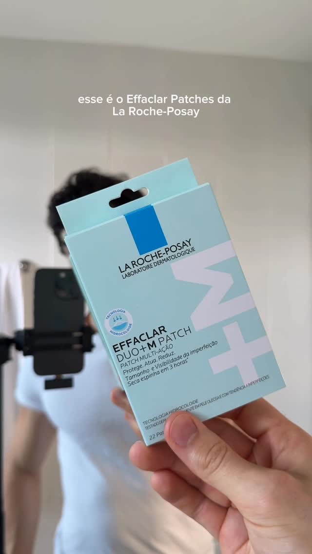 Eu já tive muita acne e sei como dá vontade de espremer aquela espinha chata que aparece.
 
Mas fazer isso só piora, aumenta a inflamação, fora que pode deixar manchas e cicatrizes.
 
Para resolver isso eu cuido da espinha com o Effaclar Patches da @larocheposaybr . Que ajuda a proteger e secar a espinha em 3 horas!
 
Além de ser super discreto para o dia a dia :) 💙
 
#effaclarpatches 
#larocheposayskincare #publicidade