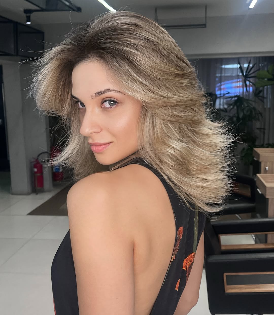 Transformações que revelam o melhor de cada detalhe ✨
Loiro perolado no Studio Europa 🤍
Agendamentos abertos..
.
.
.
#loirosperfeitos #perolados #blond #loiroslindos #loirosaudavel