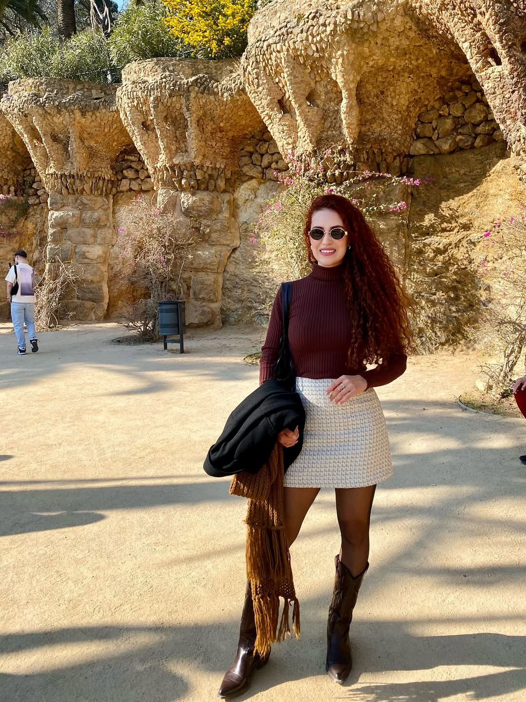 Hay lugares que te hacen florecer 🌷✨

#barcelona #parcguell #eurotrip
