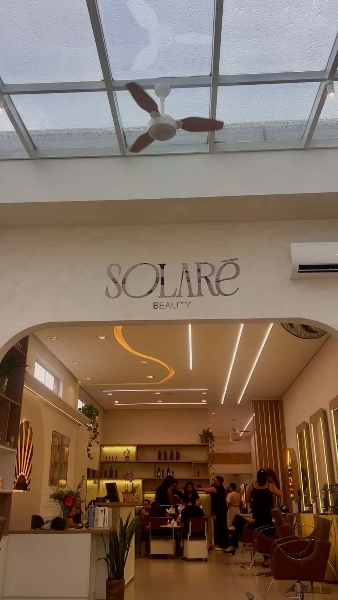 Estava contando os dias para viver esse momento e não vejo a hora de voltar! Obrigada por sempre @solarebeautyspa ✨

#dayli #spaday #routine #vlog