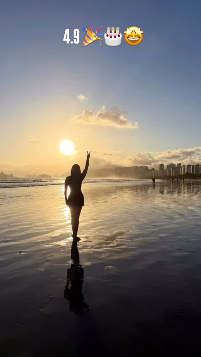 Hoje celebro mais do que um aniversário — celebro a minha força, a minha caminhada e tudo o que fui capaz de superar. Este foi um ano de desafios, mas também de muitas conquistas, aprendizados e vitórias que me fizeram crescer e enxergar o quanto sou capaz.

Nem sempre foi fácil, mas cada obstáculo me tornou mais forte, mais resiliente e mais determinada. Hoje eu olho para trás com orgulho e para frente com ainda mais coragem.

Que o novo ciclo venha com ainda mais luz, oportunidades, saúde e so