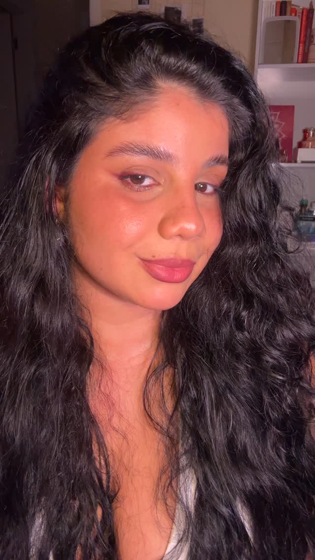 lip combo nude 💋✨

💫lip liner root for me @maccosmeticsbrasil (🏷️ soumac-1221 no site)
💫batom nude 2C @naturabroficial 
💫batom superstay lover @maybellinenybrasil 

#lipcombo #nude2cnatura #maccosmetics #maybellinesuperstay