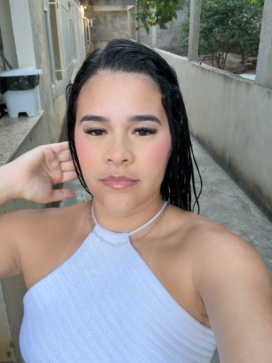 📸