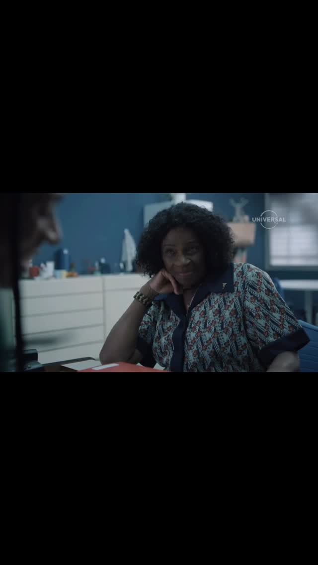 Oxalá guie teu ori! 🕊️
Paz!

Cena maravilhosa ao lado da lendária @zezemotta para a série (IN)VULNERAVEIS, sucesso disponível na plataforma @globoplay 

@universaltvbr @jabutifilmes 

#atriz #invulneraveis #globo