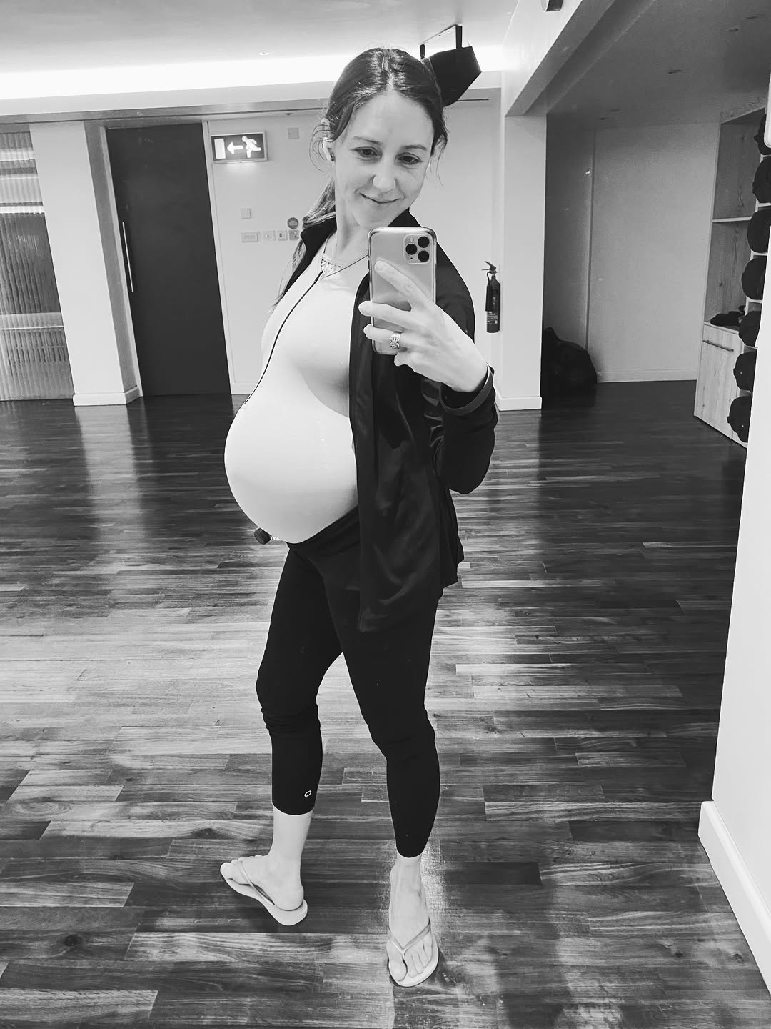 Bump photo dump🤰🏽💜✨ 

At 37 weeks, it gets harder and harder to get out of bed and move about. Frequent runs to the toilet (because of baby pressing against your bladder 😅) and heartburn symptoms are common, as well as Braxton Hicks contractions getting intense (your body preparing for labor)! 

Every gestational phase has come with its challenges and I can’t wait to have our little baby in my arms, but I’m sure I’ll look back at this time and miss it, not even remembering half of the story 