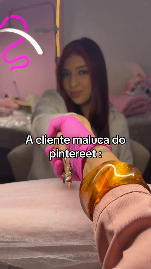 Eu amo uma NAIL ART🩷💅🏻✨ @victoriaa_beuaty