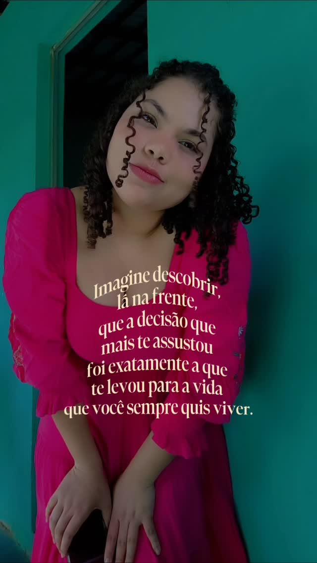 Nem toda decisão que assusta veio para te derrubar. Algumas chegam para te levar exatamente onde você deve  estar...

#decisión #medo #mudança #superação #viral