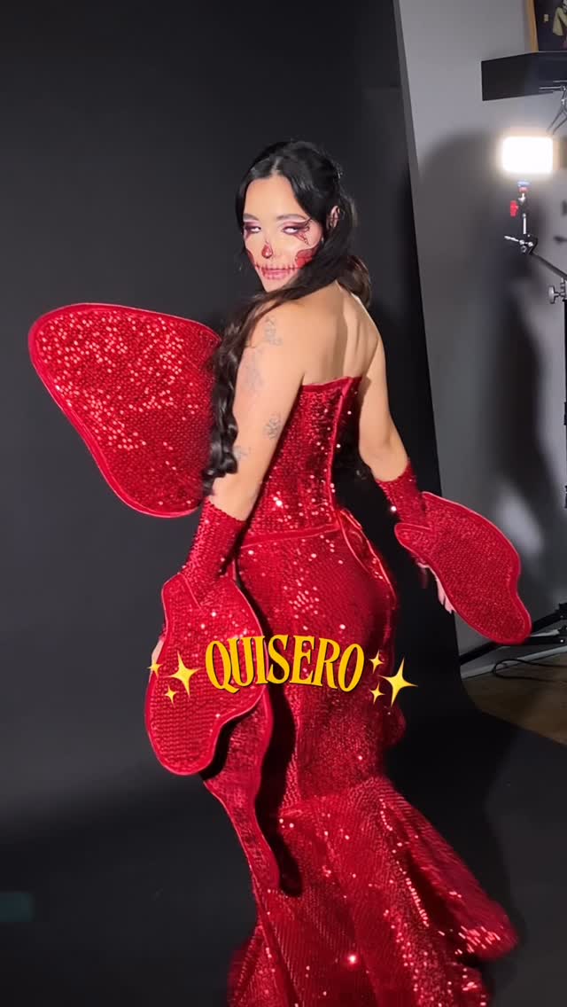 QUISERO 💁🏼‍♂️✨

Entrando pra trend com um #tbt de alguns trabalhos que já fiz 🥰

#makeup #maquiagem #trend