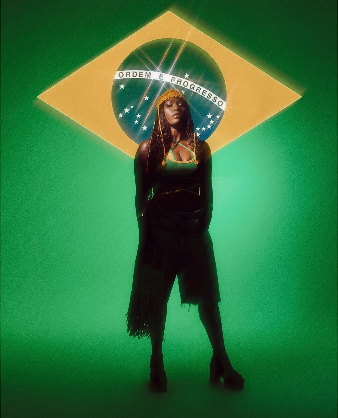 Clima de copa que fala?! Ahah 🇧🇷
• GYPSY BRAIDS COM AS MELHORES FIBRAS DA @hellohairbrasil 🥇💙
🪮 Hair: @raaybraids_ 
👩🏽‍🦱 modelo: @paularoberrtaa 
📸 foto: @eutori_ 
•
#copa2026 #inspiraçaotrança #gypsybraids #trancistaemteresina #ᴇxᴘʟᴏʀᴀʀ