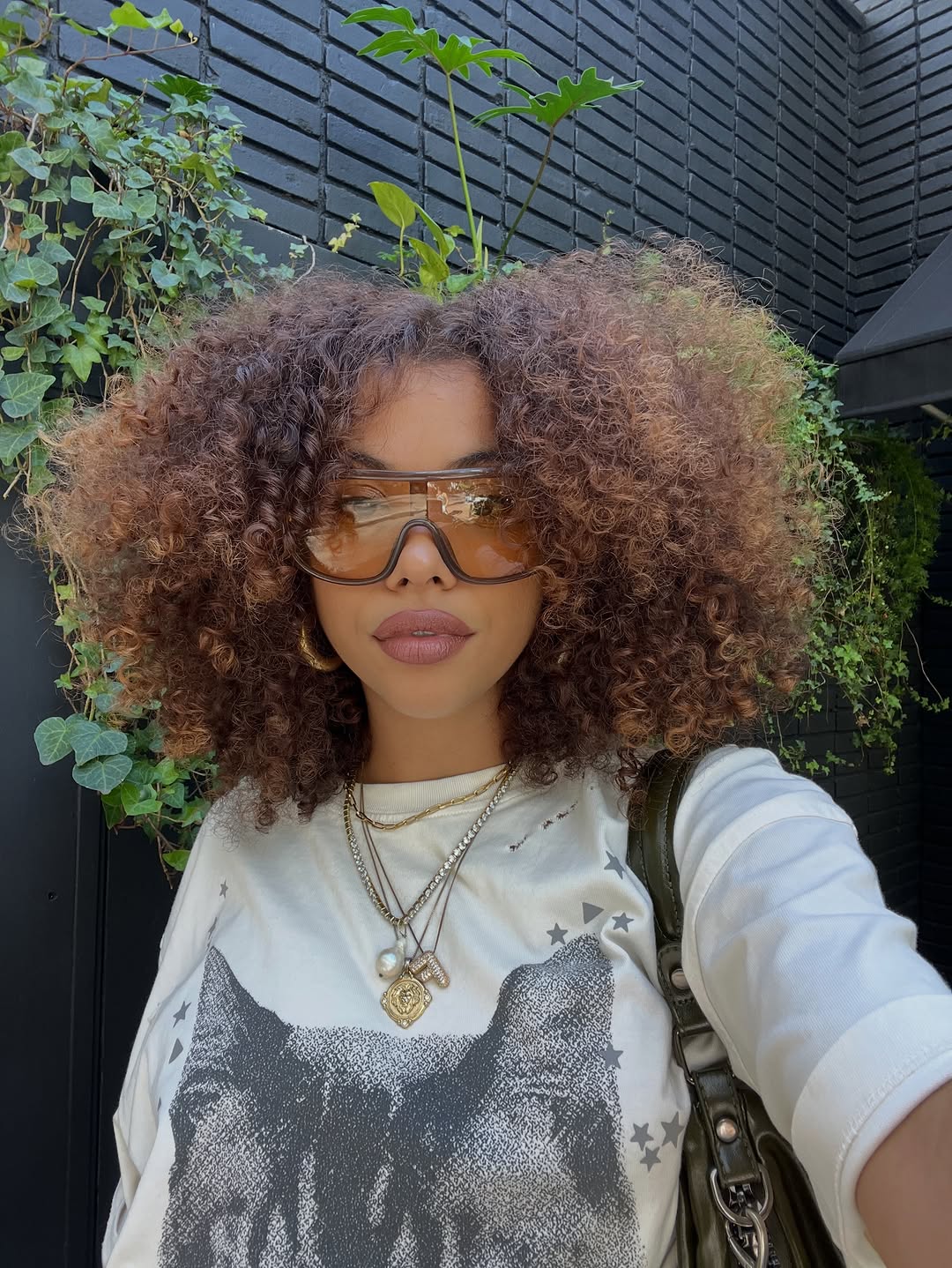 eu jobs amigos amor coisas e mt + 🌹⭐️🤍💫🥳💋💭✨💖🙇🏽‍♀️

#bershkastyle