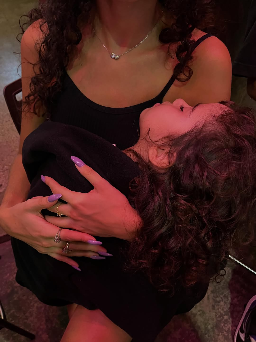 Deus sabe o quanto eu precisava de você. 
O quanto tudo mudou, o quanto eu mudei, hoje entendo meu propósito, tudo tinha que acontecer como aconteceu! Ser mãe é olhar com mais cuidado e atenção para o caminho da vida, é escolher olhar com o coração, é saber que sempre vai ter um jeito e se permitir criar o impossível pra sempre ter um jeito. Eu tenho certeza que ainda vou descobrir mil coisas que não sei, porque cada dia aprendo algo novo com a Rere, o mais incrível é que eu tenho certeza que el