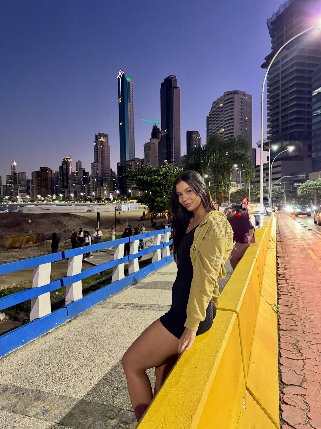 🌃✨🏃🏻‍♀️