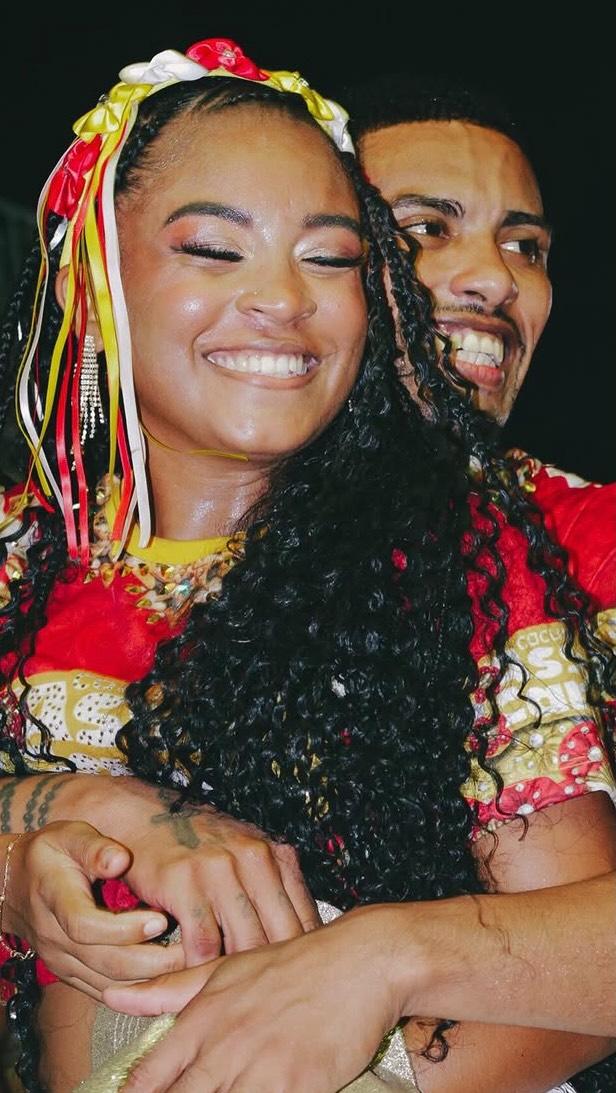 Pra dançar cintura tem que remexer , remelexo o corpo todo mole!
ASSA CANA  vem mostrando pra você LINDA ROSA , BAMBAÊ E O BOLE BOLE😍✨✨
Minha Paixão 😍❤️

#cacuriá #sãojoao #assacana