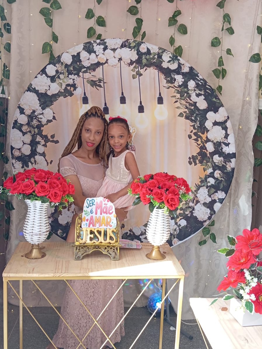 💕Gratidão a Deus por me permitir viver a dádiva de ser mãe . Minha filha, você é a maior bênção da minha vida! ❤️
#gratidāo #maedemenina #diadasmāes #maeblogueira
